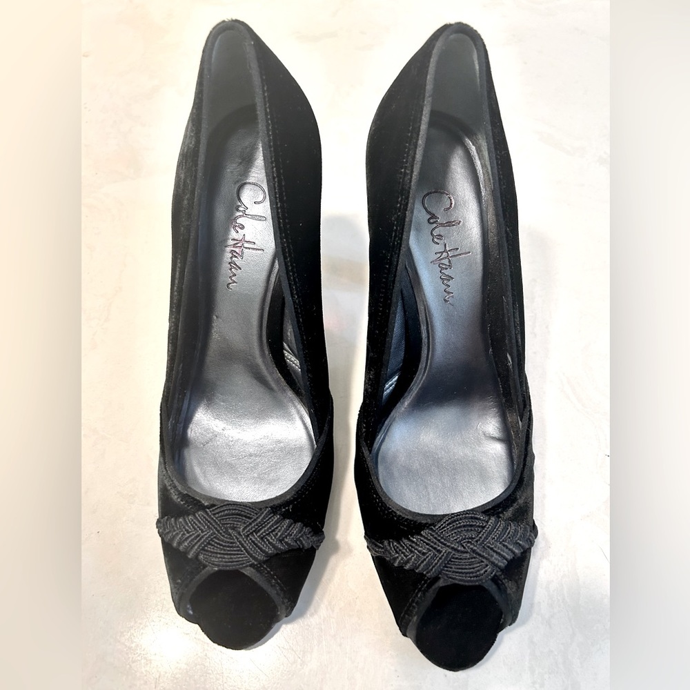 NWOB Cole Haan Velvet Peekaboo Crocodile Embossed Heel Pump Size 7.5